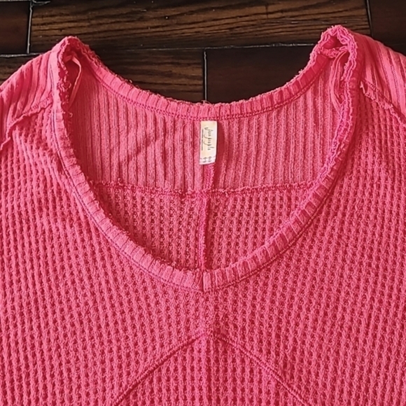 Free People Sunset Park coral v-neck tunic length waffle knit thermal top size S - Picture 6 of 16